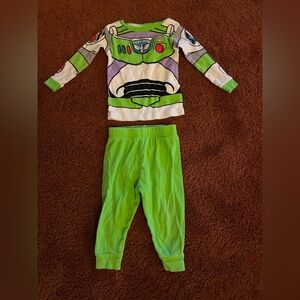 ‼️Mix and Match 3 items for $5‼️ Disney Pixar Buzz Lightyear 18 months pajamas